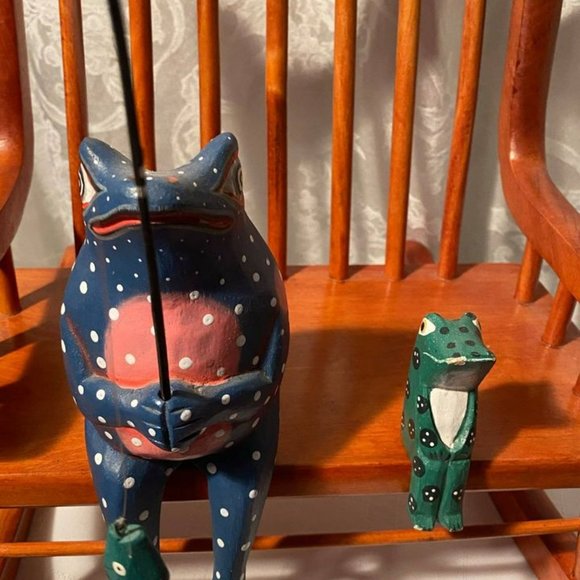 VINTAGE WOODEN FIGURINES - GONE FISHING III - Picture 7 of 9